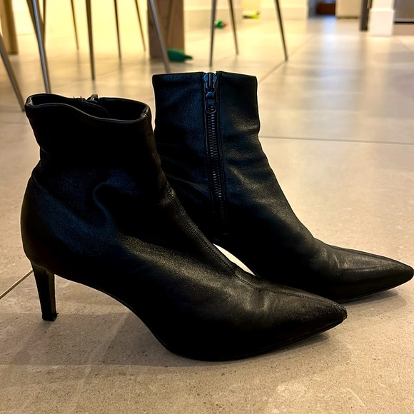 Rag and Bone ankle booties - Picture 2 of 3